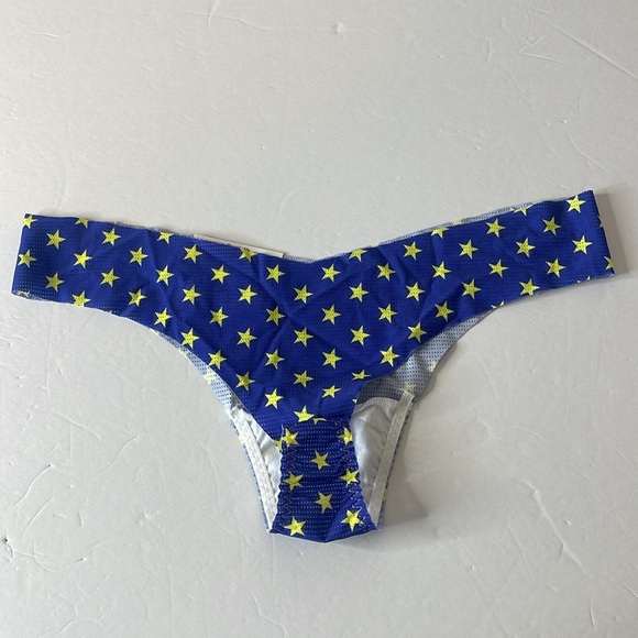 SPANX Under Statements Perforated Thong Blue Stars XS - Picture 6 of 6